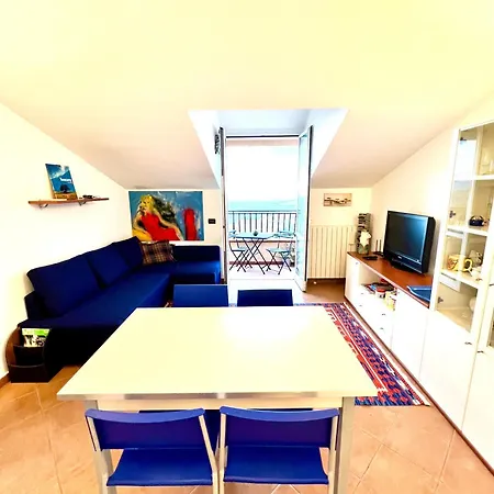 Attico Pietra Ligure 2 Free Parkings & Bike Apartment Exterior photo